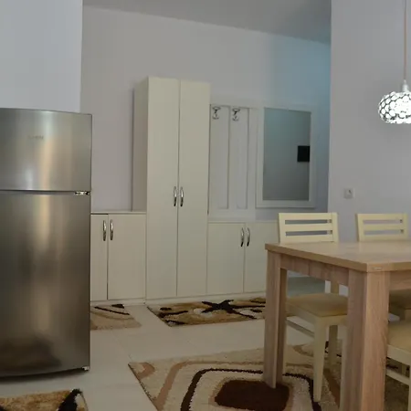 One Bedroom In 011