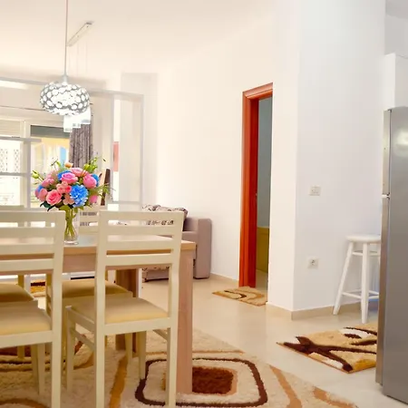Apartament One Bedroom In 011 *