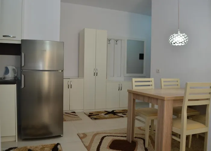 One Bedroom In 011